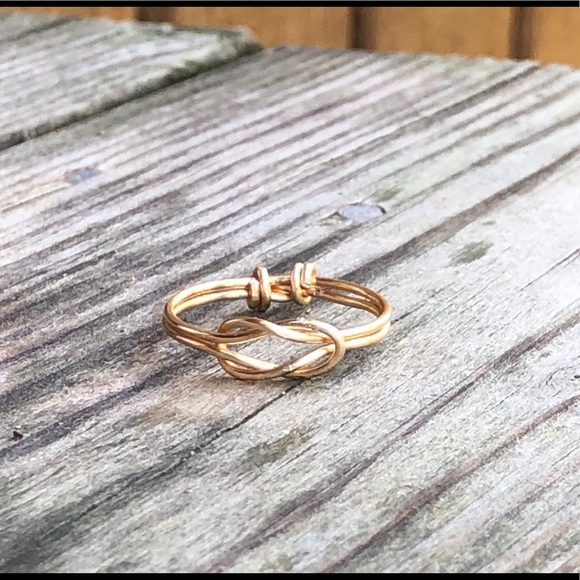 Sailor Knot wire wrapped ring - Picture 2 of 3